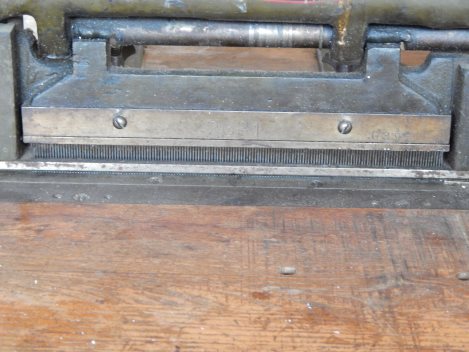 Rosback tabletop perforator pins